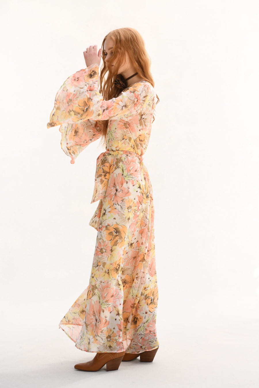 Florence : Pale Peach Yellow Floral “Avery”