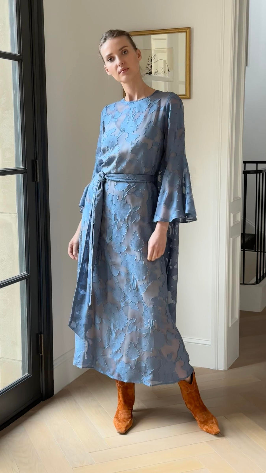 Florence : Blue Floral Burnout