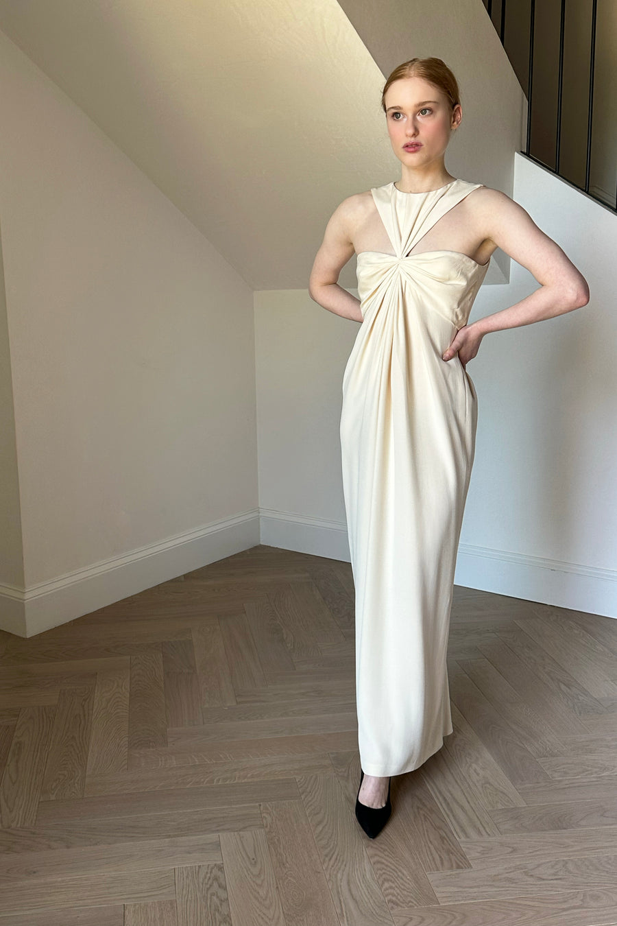 JH Vintage : BILL BLASS Ivory Halter Column Gown