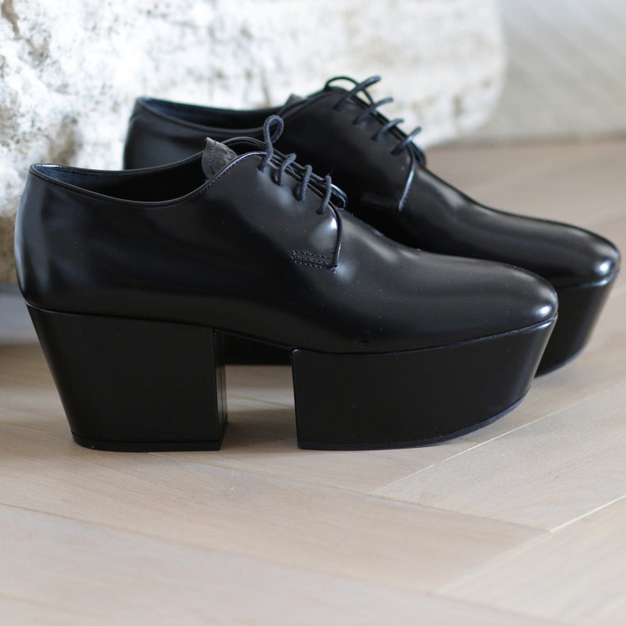 JH Vintage : PRADA Platform Lace Up Shoe