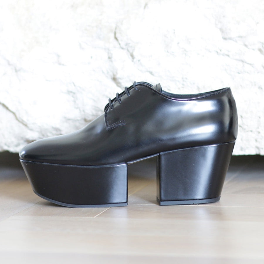 JH Vintage : PRADA Platform Lace Up Shoe