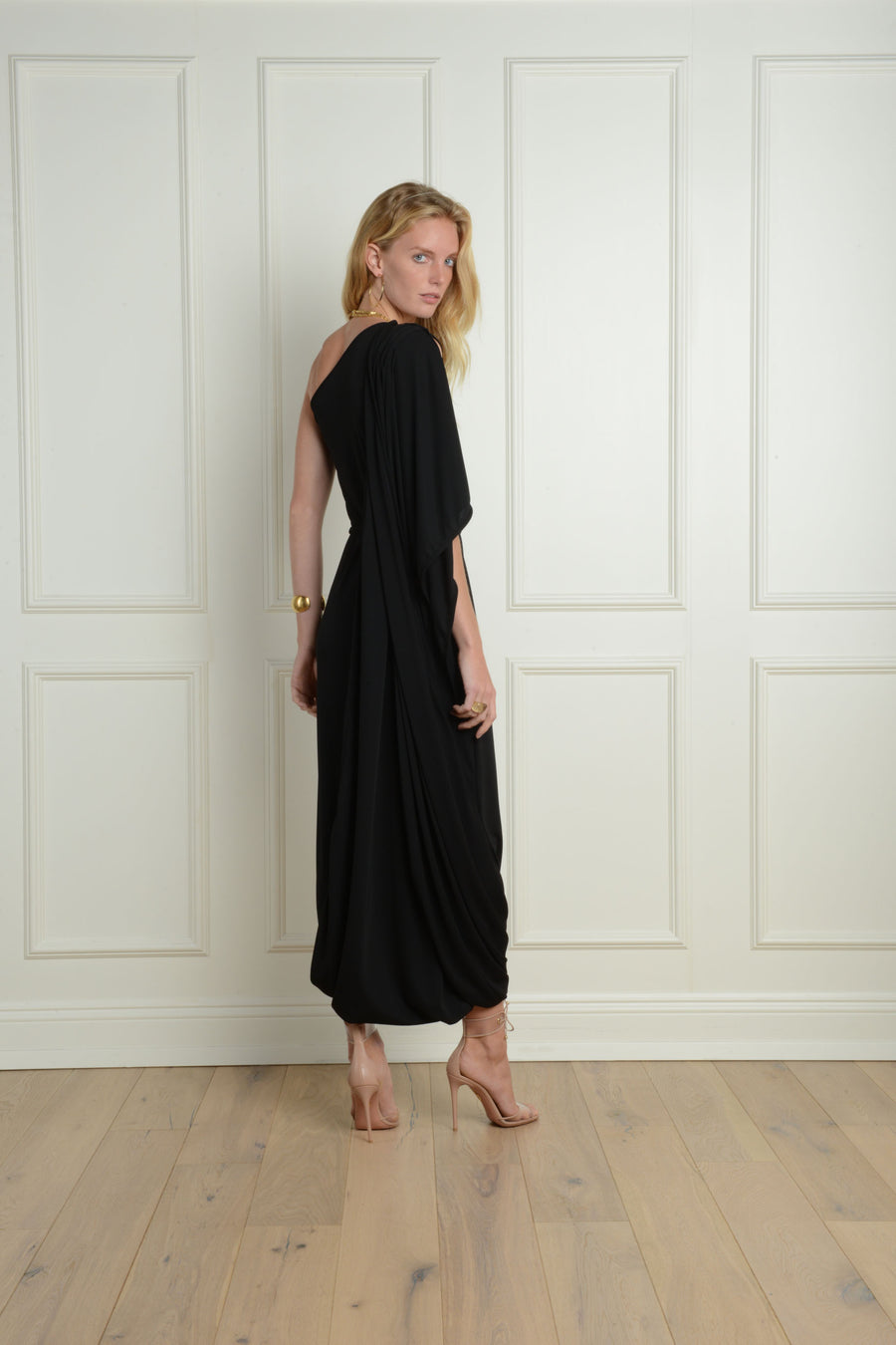 black matte jersey dress Susana Monaco Women's Long Sleeve High Slit Dress - Black