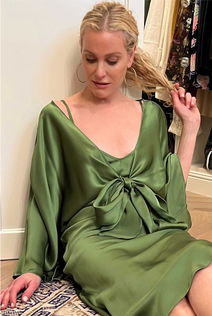 The Courteney Set : Grass Green Silk Charmeuse