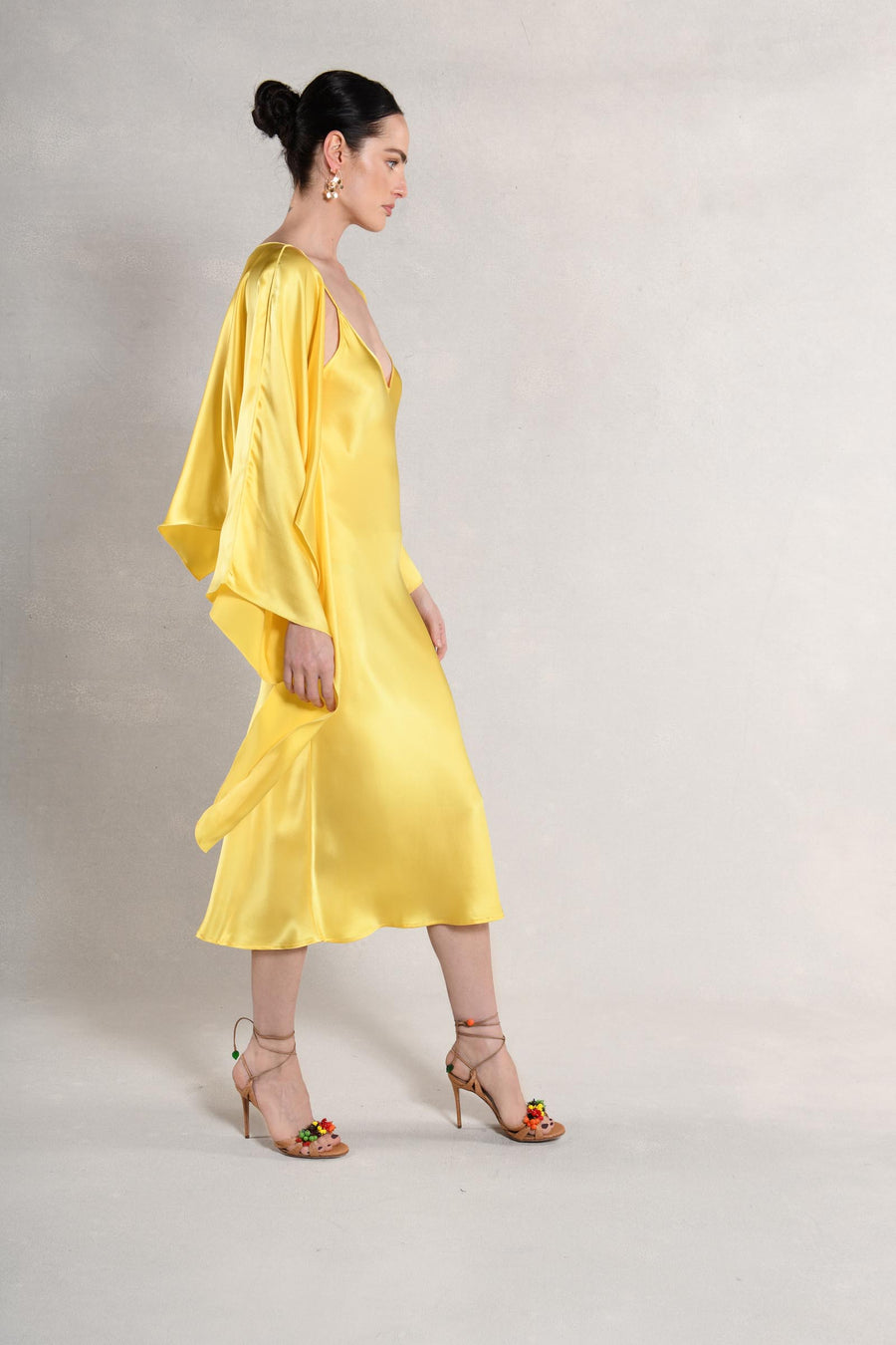 The Courteney Set : Yellow Silk Charmeuse