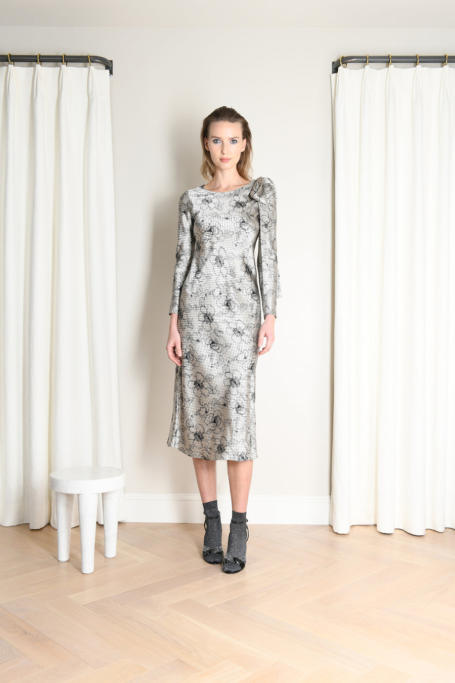 Jill Dress : Silver Sketch Floral