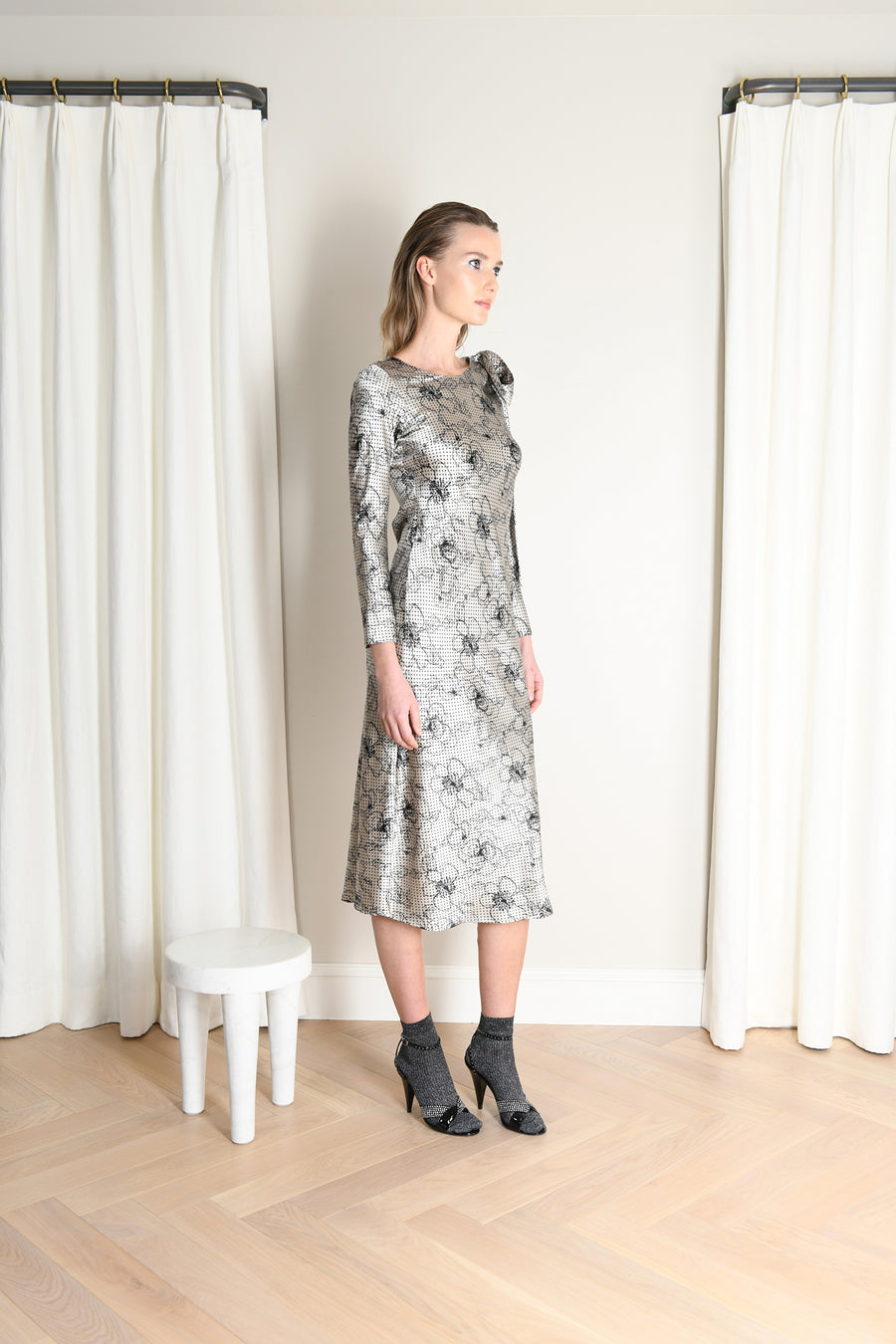 Jill Dress : Silver Sketch Floral